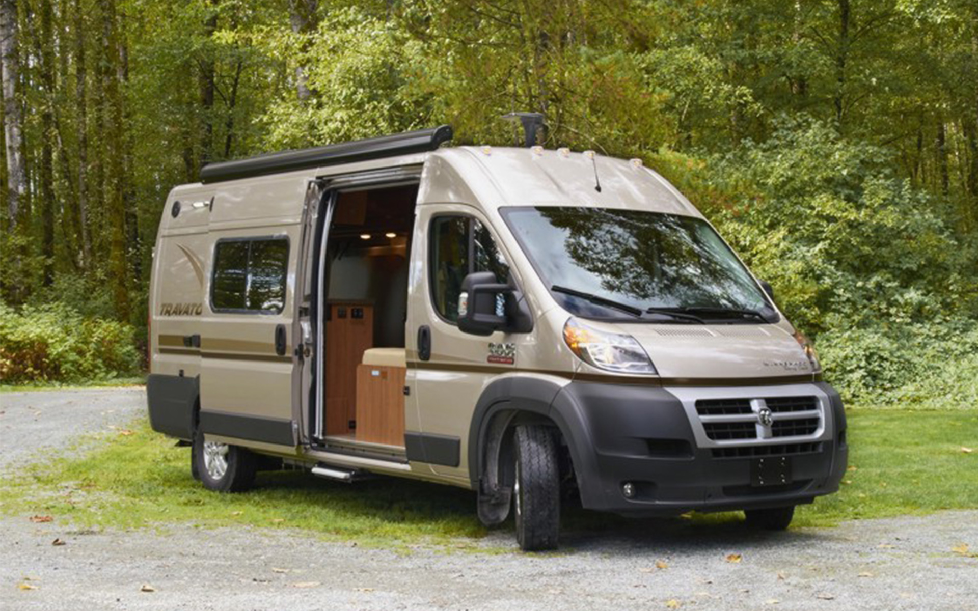 Kompaktcamper mit Dusche/ WC Kanada