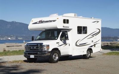 Four Seasons &ndash; C-Small Motorhome