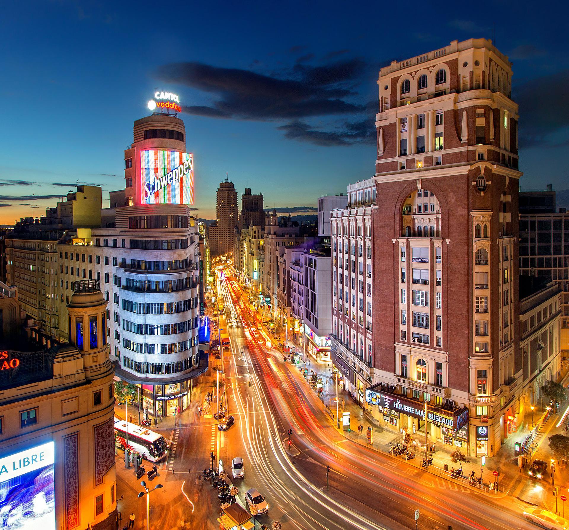 Madrid - Spanien - Straßen bei Nacht
